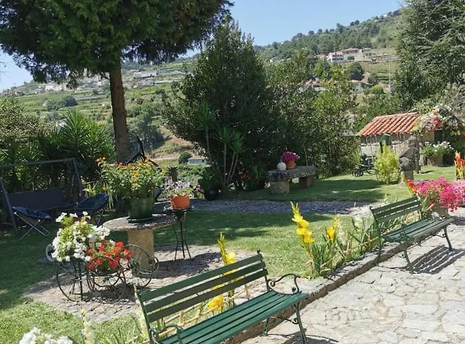 펜션 Quinta Da Cartida Santa Marinha do Zêzere